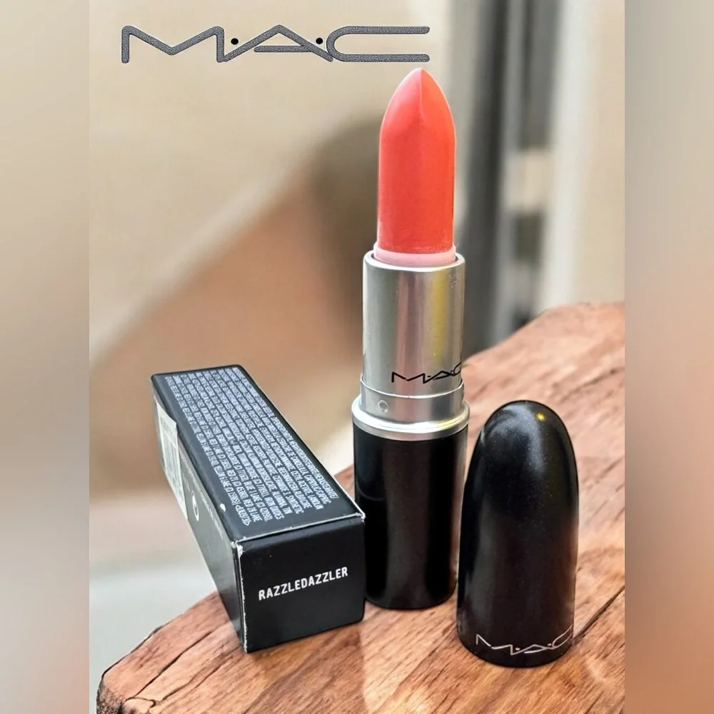 MAC RAZZLEDAZZLER Lustre Lipstick. NEW IN BOX. LIMITED EDITION.